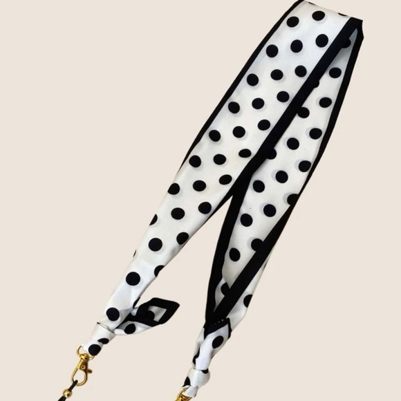 NWT Accessory - Picture 3 of 4